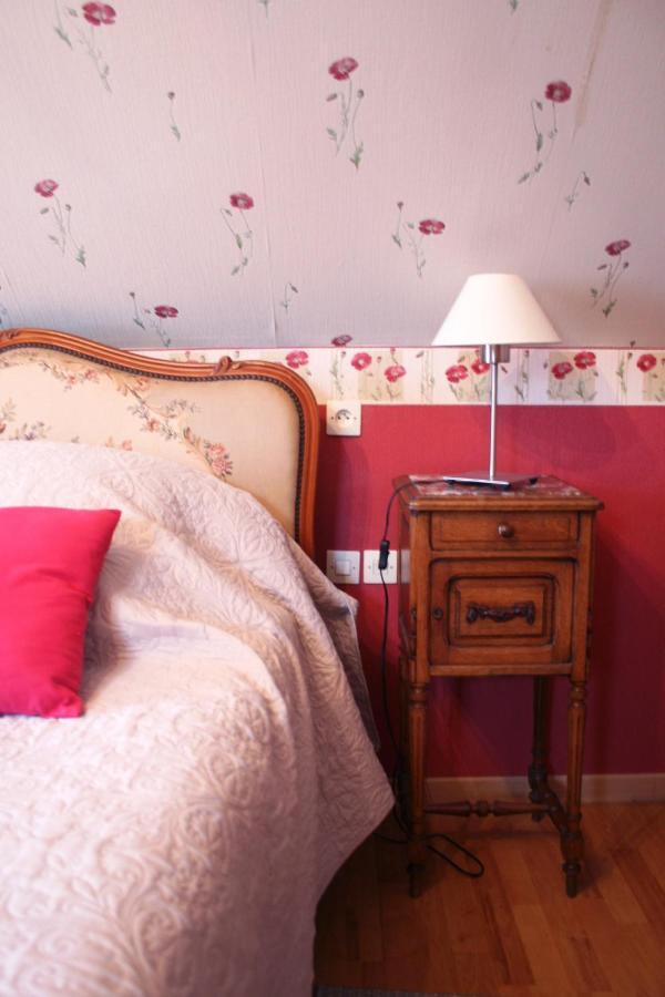 Les Renaudines Bed & Breakfast Château-Renault Стая снимка